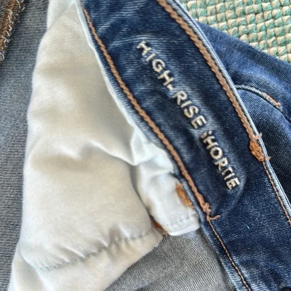 American Eagle Outfitters Blue Jean Shorts Cuffed Hem - Picture 3 of 5